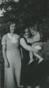 Iona Brown and her aunt Evelyn Denny Vandiver holding daughter Carol