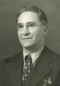 James Pearl Vandiver - Age 60